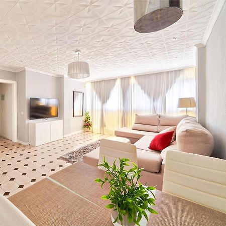 Fantastico Apartamento Junto A La Estacion マラガ エクステリア 写真