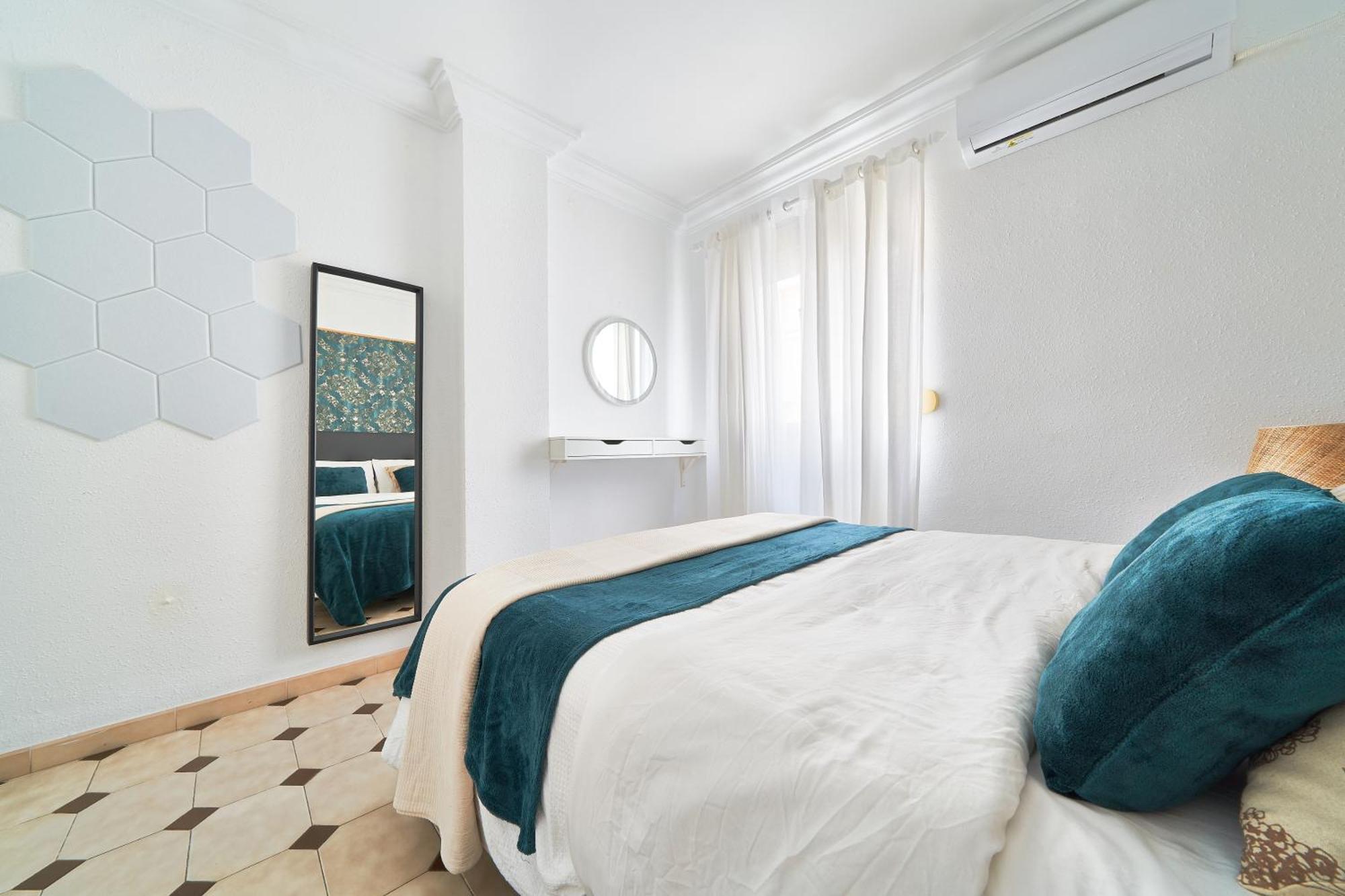 Fantastico Apartamento Junto A La Estacion マラガ エクステリア 写真