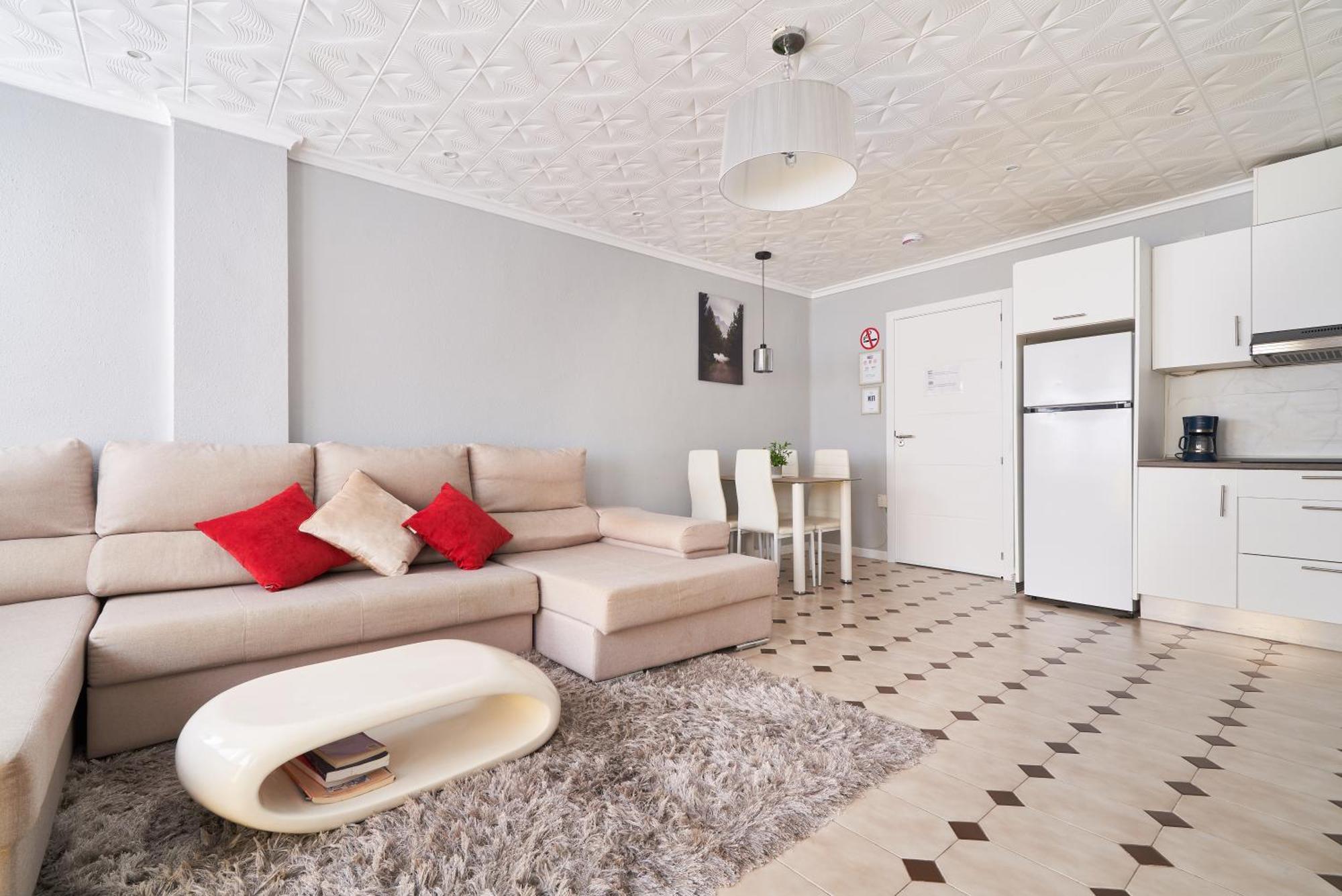 Fantastico Apartamento Junto A La Estacion マラガ エクステリア 写真